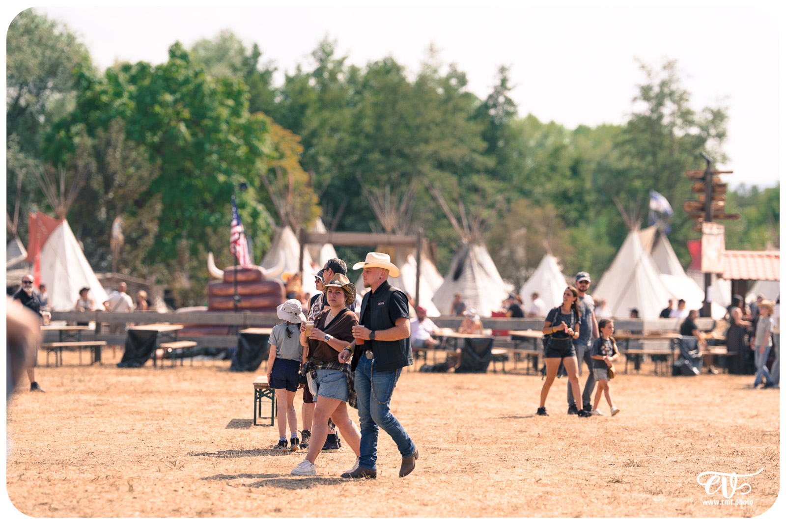 FESTIVAL POW WOW